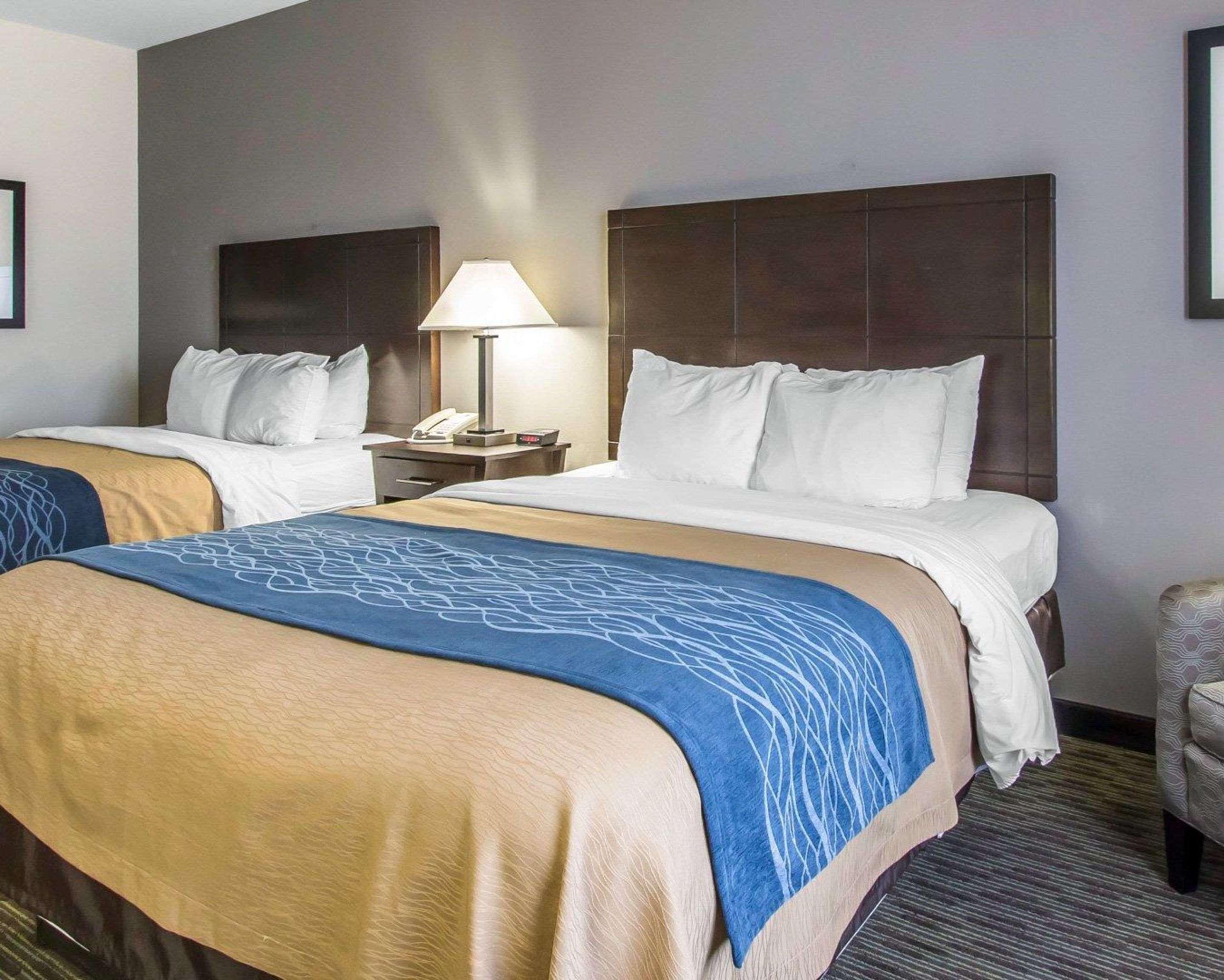 Comfort Inn & Suites Oklahoma City West - I-40 Buitenkant foto