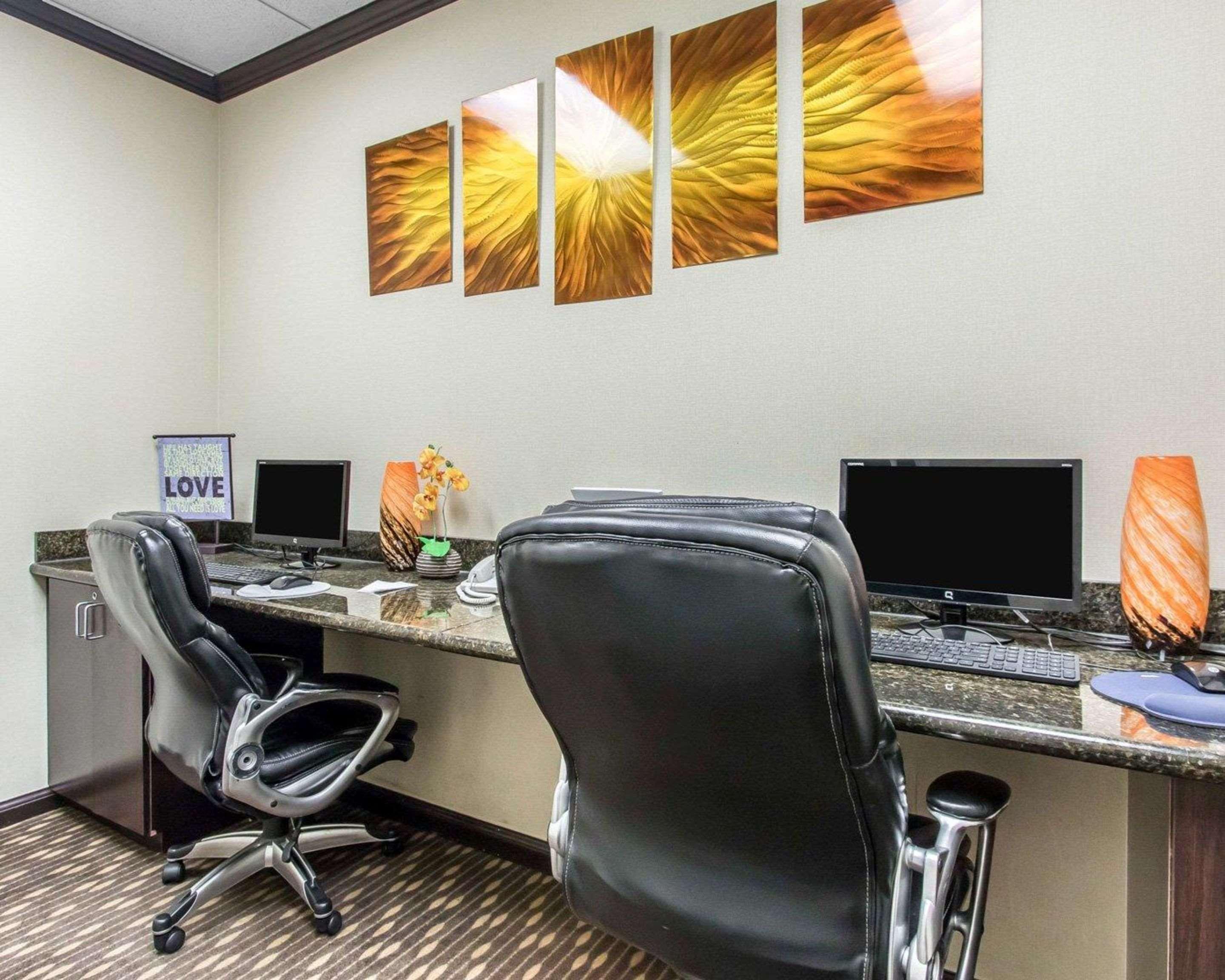 Comfort Inn & Suites Oklahoma City West - I-40 Buitenkant foto