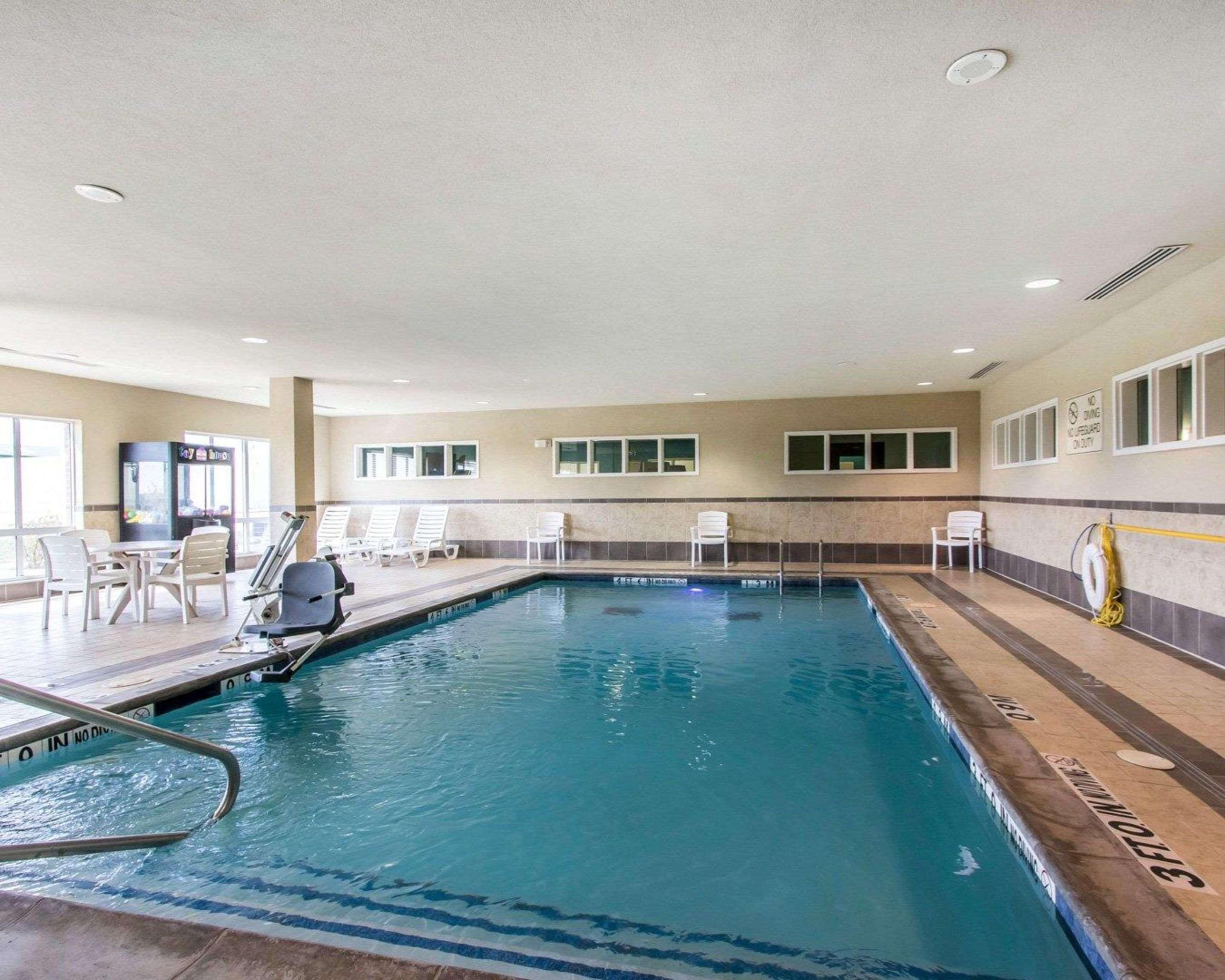 Comfort Inn & Suites Oklahoma City West - I-40 Buitenkant foto