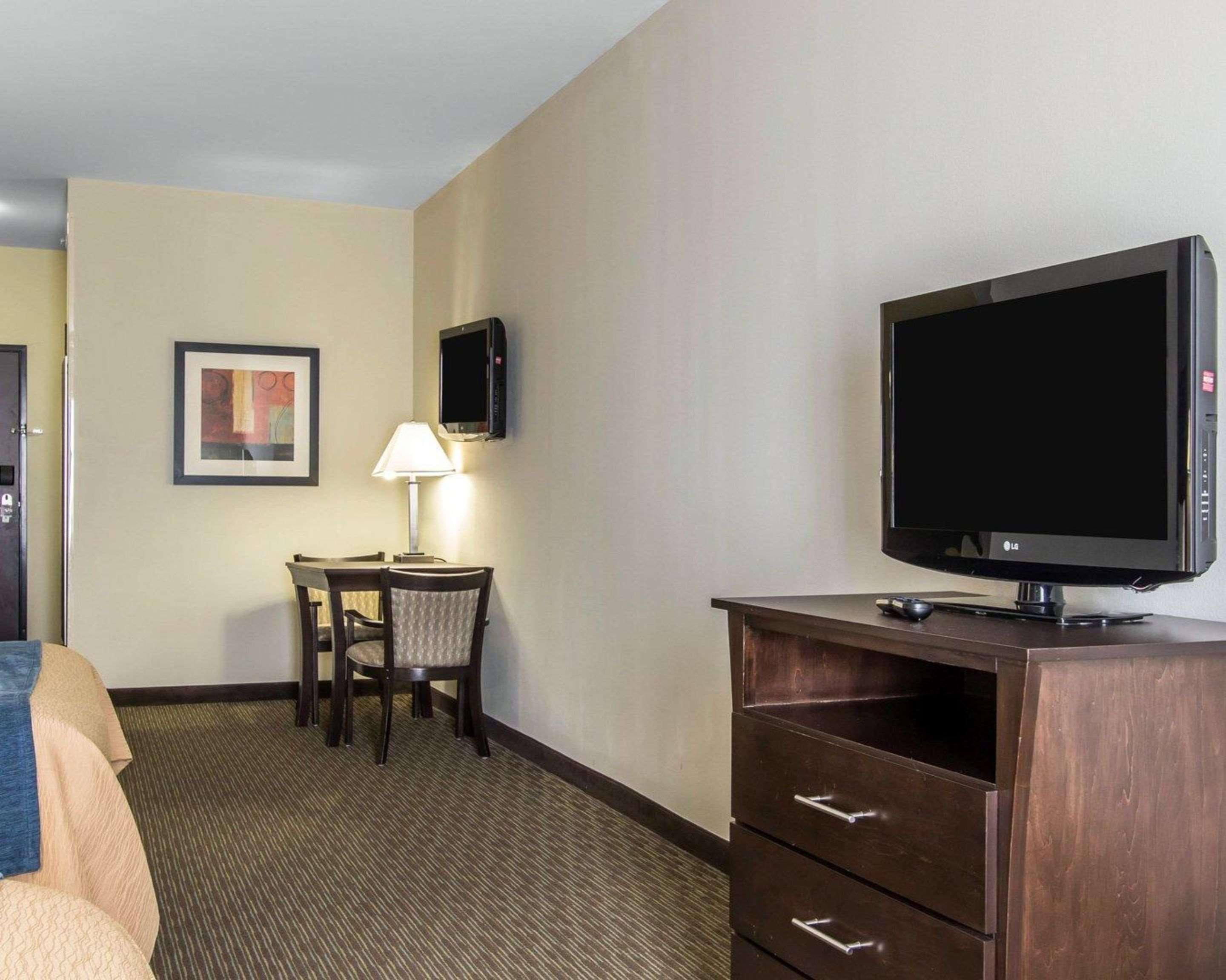 Comfort Inn & Suites Oklahoma City West - I-40 Buitenkant foto